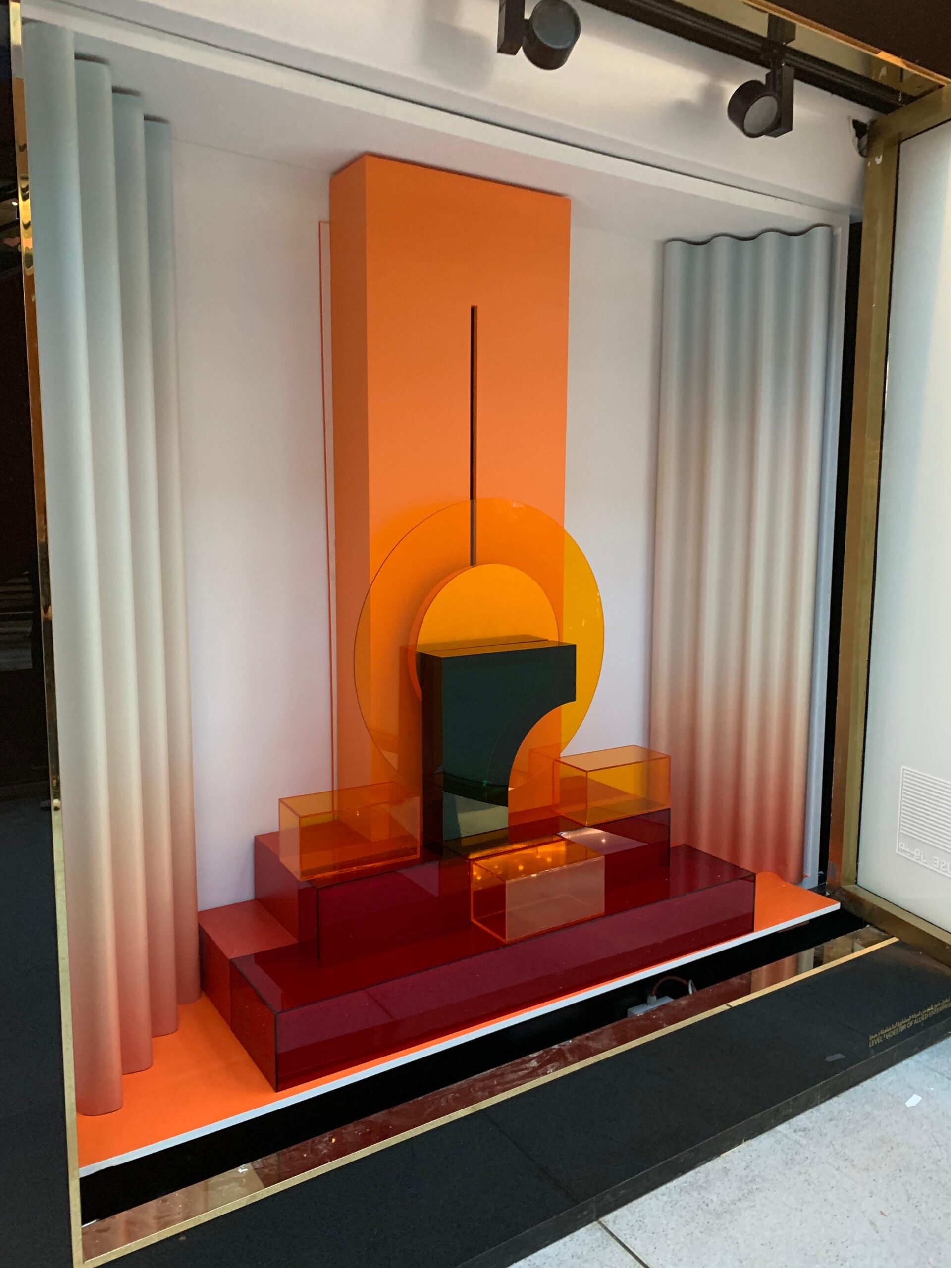 Display Works-02